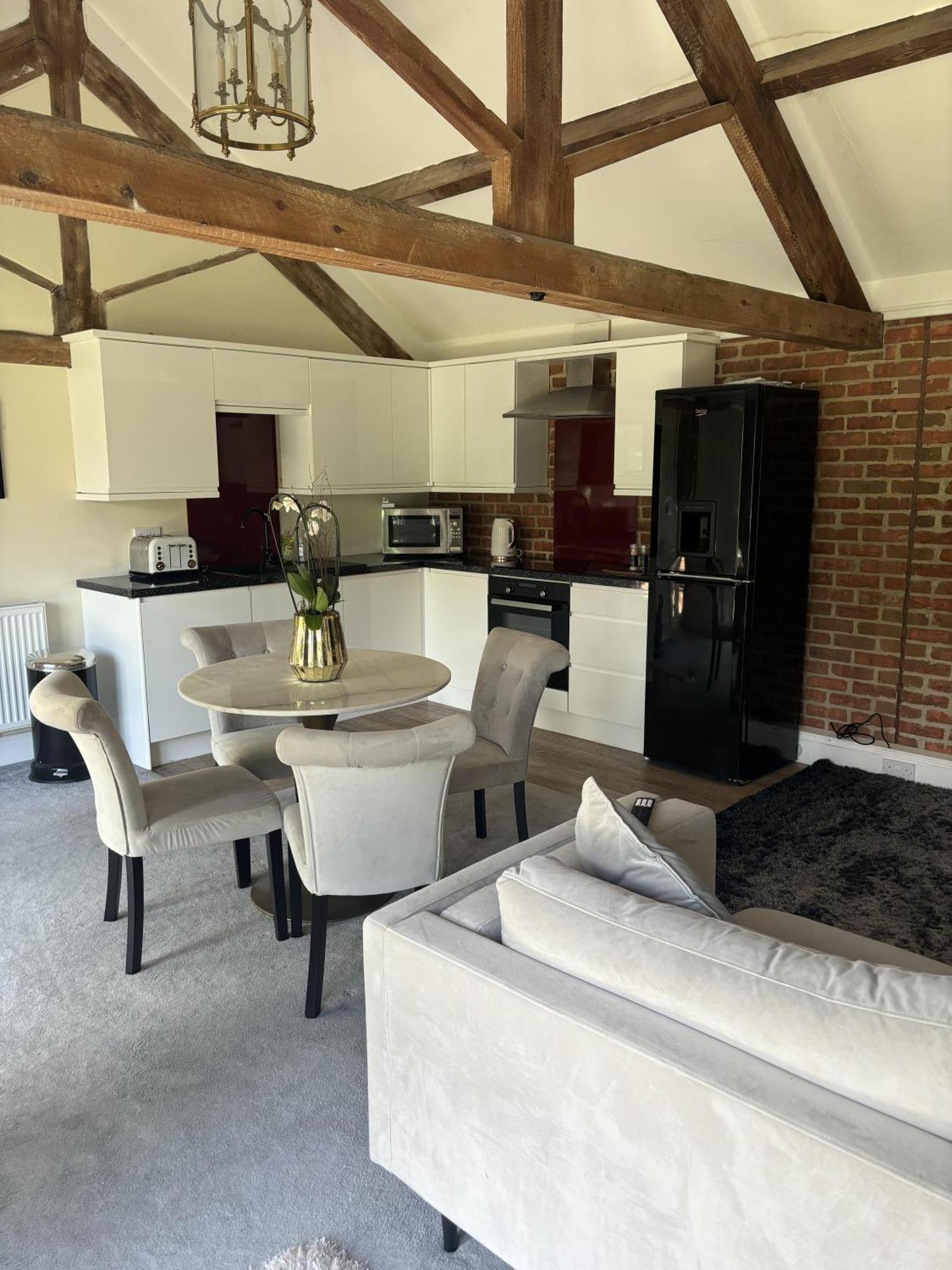 The Luxury Annex At Barmby Moor House Apartment York Exterior photo
